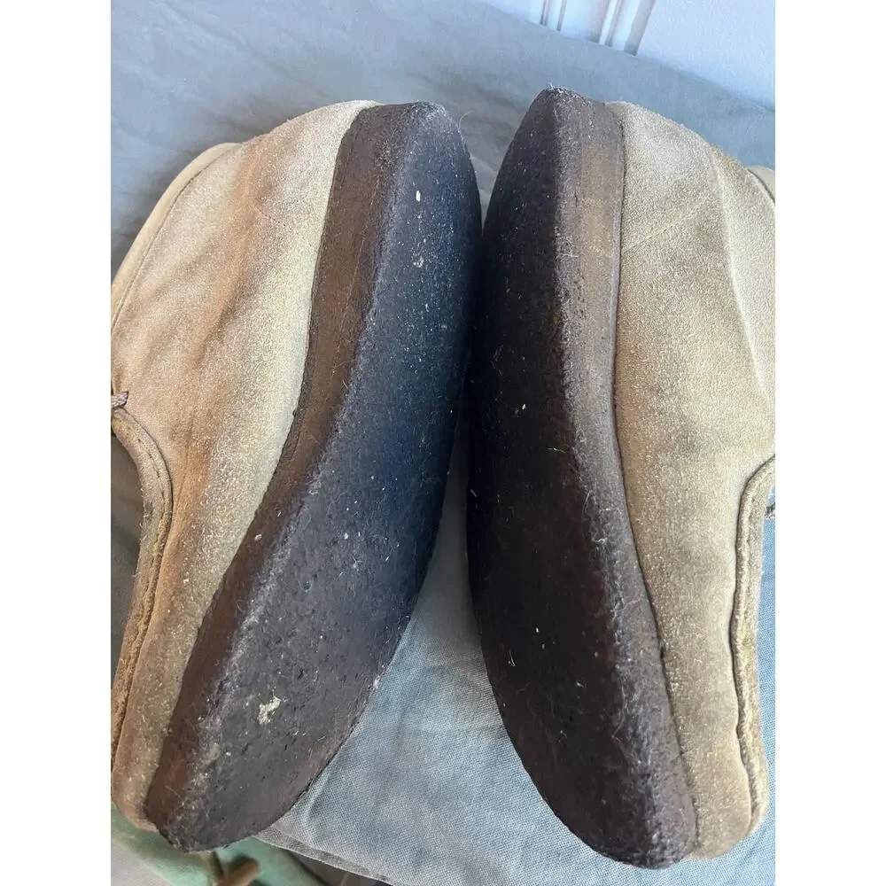 Clark Wallabee boots tan, beige size 8